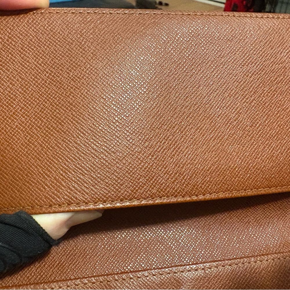 Louis Vuitton Vintage Tan Leather Wallet/ Cardholder - Picture 13 of 14